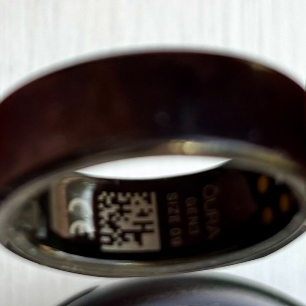 Ōura Ring Size 9 - Picture 5 of 6